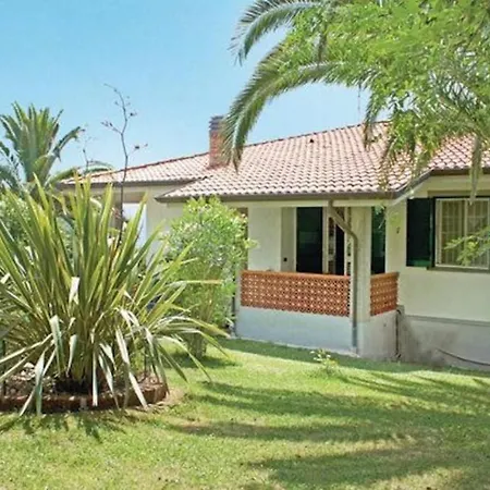 Villa Las Palmas By Nicola Real Estate Corsanico-Bargecchia Exterior photo